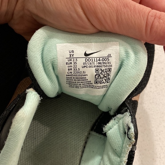 Nike Youth Flyease Adaptive Athletic Shoes Size 3 - Picture 6 of 11